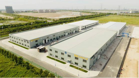 云仓酒庄携手红人聚与银河商学,开启云仓酒庄全面AI应用转型(图3)