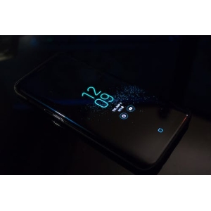 新一代iPhone 15细节曝光：钛合金机身、握感更棒