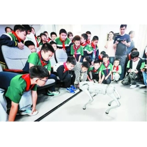 点亮乡村学生科技梦 