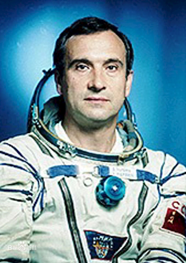 单次停留太空时间最长纪录的人 俄罗斯宇航员去世 终年80岁
